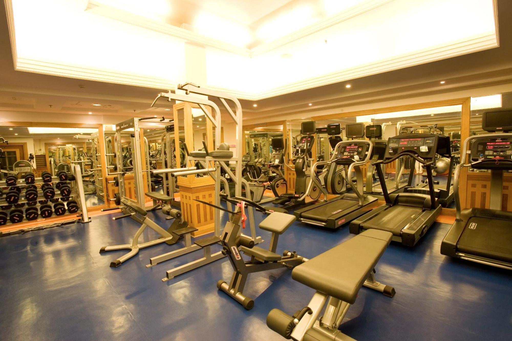 Grand Chennai By Grt Hotels Eksteriør billede A gym in a hotel
