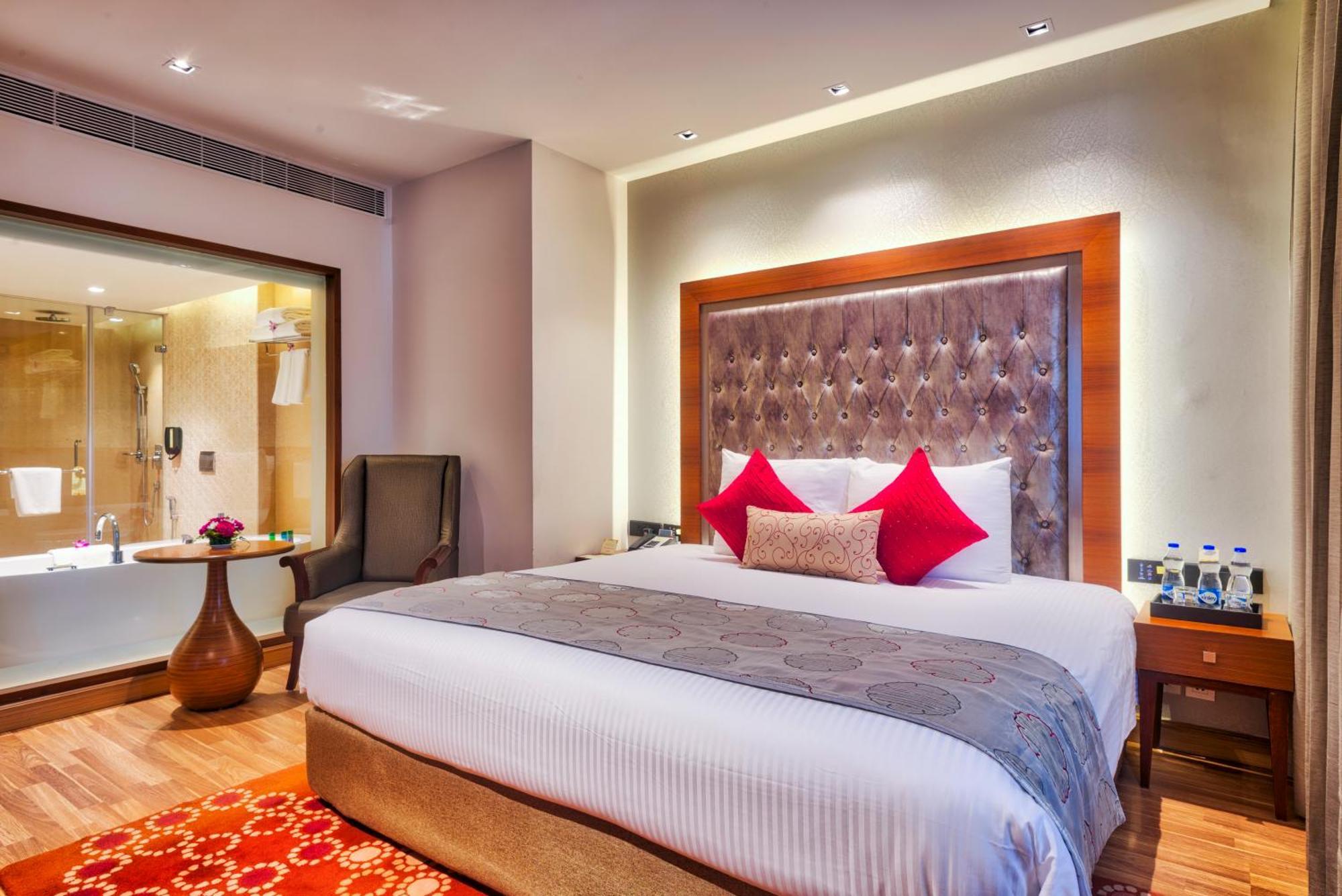 Grand Chennai By Grt Hotels Eksteriør billede Deluxe Room